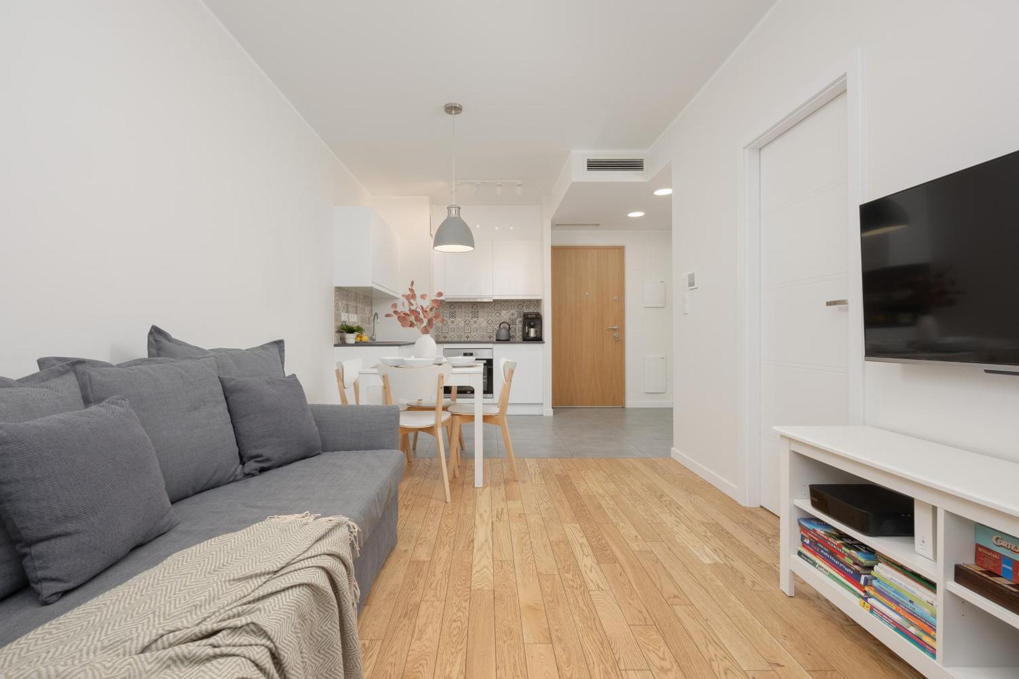 Srodmiescie Warsaw Muranow Apartments With Parking By Noclegi Renters Dış mekan fotoğraf